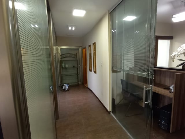 Conjunto comercial com 96m², à venda ou para alugar, no bairro Consolação em São Paulo