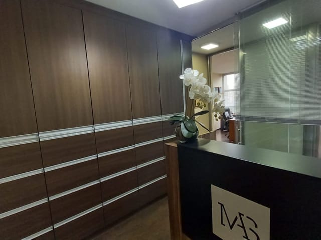 Conjunto comercial com 96m², à venda ou para alugar, no bairro Consolação em São Paulo
