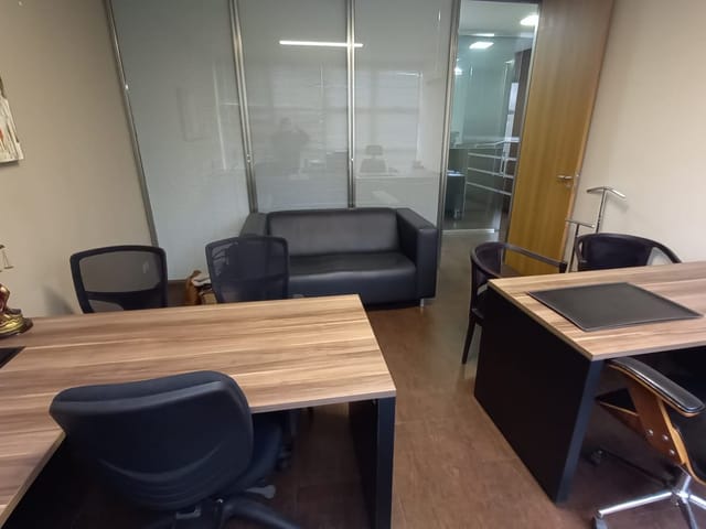 Conjunto comercial com 96m², à venda ou para alugar, no bairro Consolação em São Paulo