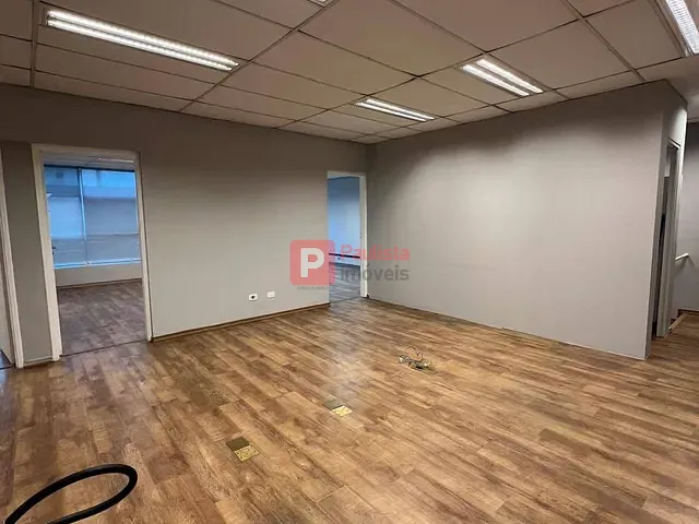 Conjunto comercial com 120m², para alugar, no bairro Vila Mascote em São Paulo