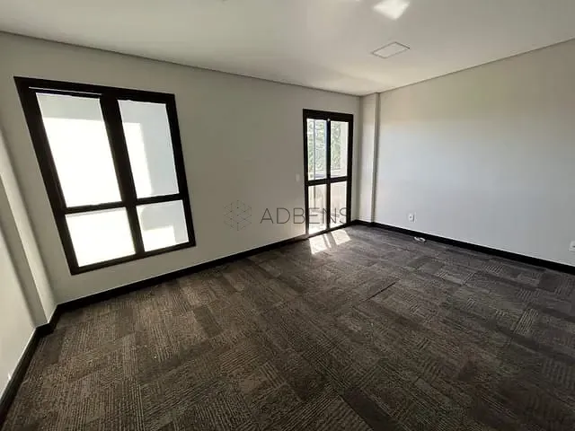 Conjunto comercial à venda, no bairro Vila Leopoldina em São Paulo