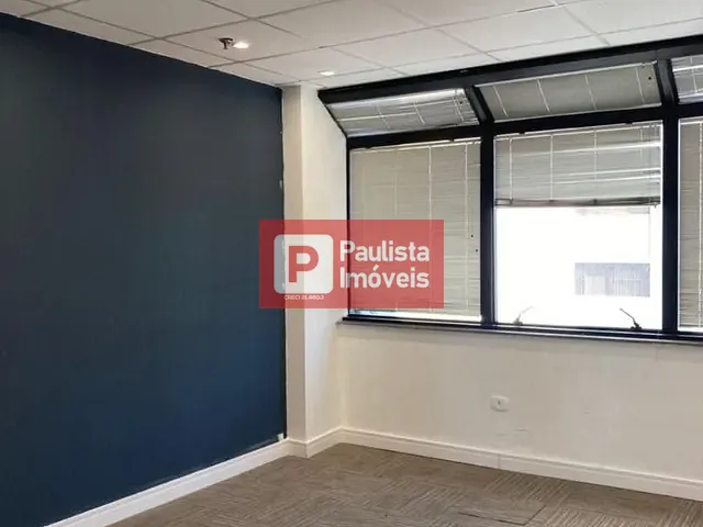 Conjunto comercial com 200m², à venda ou para alugar, no bairro Cidade Monções em São Paulo