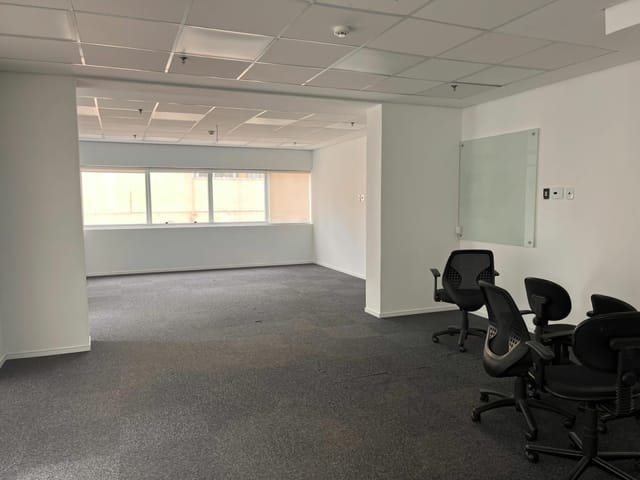 Conjunto comercial com 100m², para alugar, no bairro Vila Olímpia em São Paulo