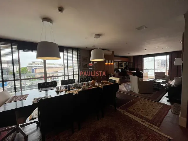 Conjunto comercial à venda, no bairro Vila Clementino em São Paulo