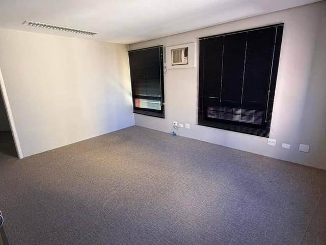 Conjunto comercial com 37m², para alugar, no bairro Jardim Paulista em São Paulo