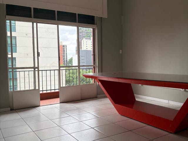 Conjunto comercial com 128m², para alugar, no bairro Bela Vista em São Paulo
