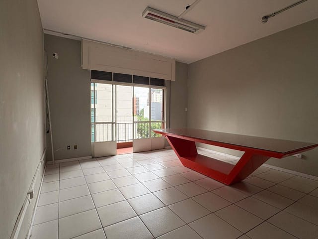Conjunto comercial com 128m², para alugar, no bairro Bela Vista em São Paulo
