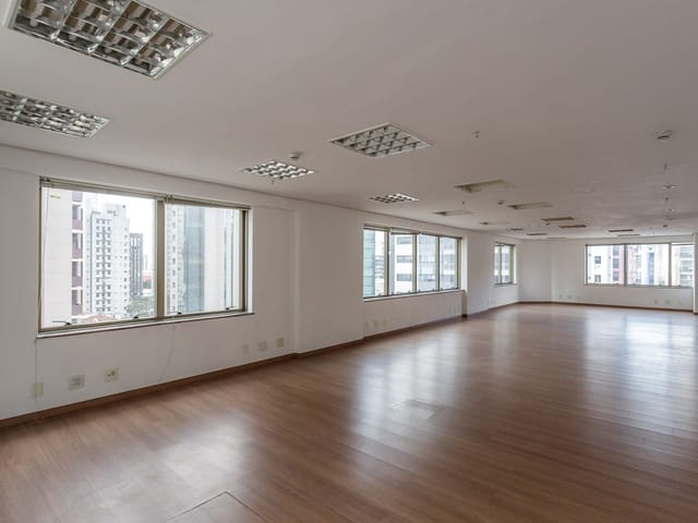 Foto do Conjunto comercial - Conjunto comercial para locação com 116m²,Seu Escritório Premium no Coração do Itaim, São Paulo, SP | Paulista Imóveis