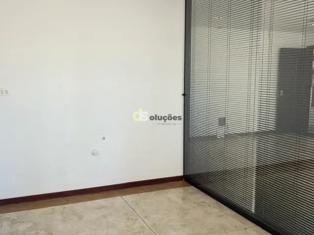 Conjunto comercial para alugar, no bairro Pinheiros em São Paulo
