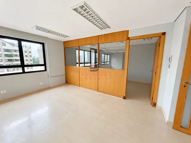 Conjunto comercial à venda ou para alugar, no bairro Vila Mariana em São Paulo