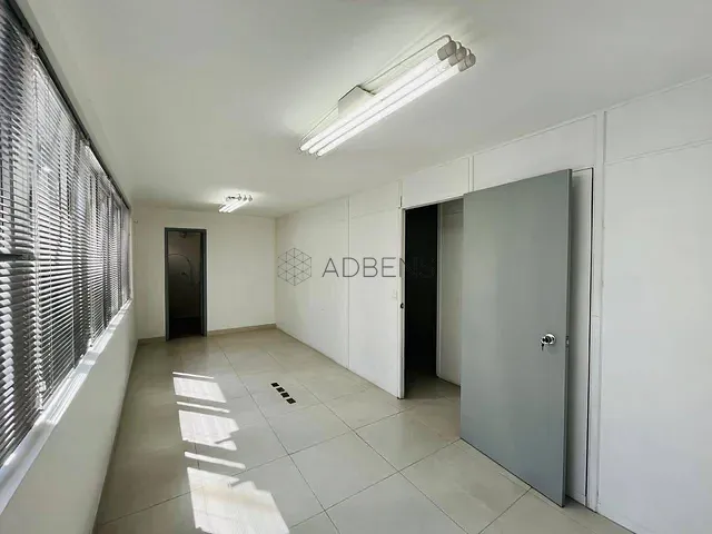 Conjunto comercial à venda ou para alugar, no bairro Paraíso em São Paulo