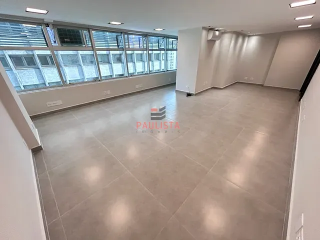 Conjunto comercial com 62m², à venda ou para alugar, no bairro Bela Vista em São Paulo