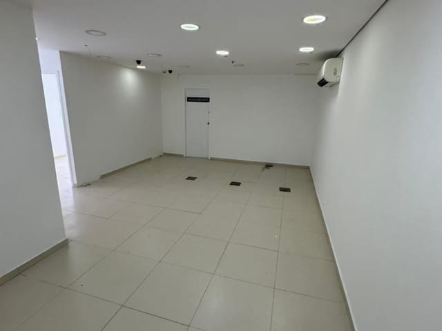 Conjunto comercial com 210m², para alugar, no bairro Vila Monte Alegre em São Paulo