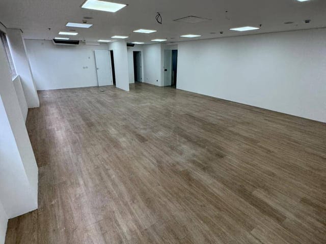 Conjunto comercial com 210m², para alugar, no bairro Vila Monte Alegre em São Paulo