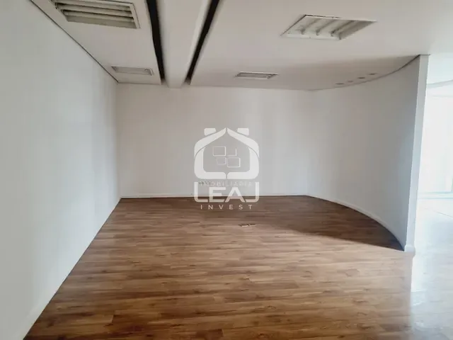 Conjunto comercial com 220m², à venda ou para alugar, no bairro Cidade Monções em São Paulo
