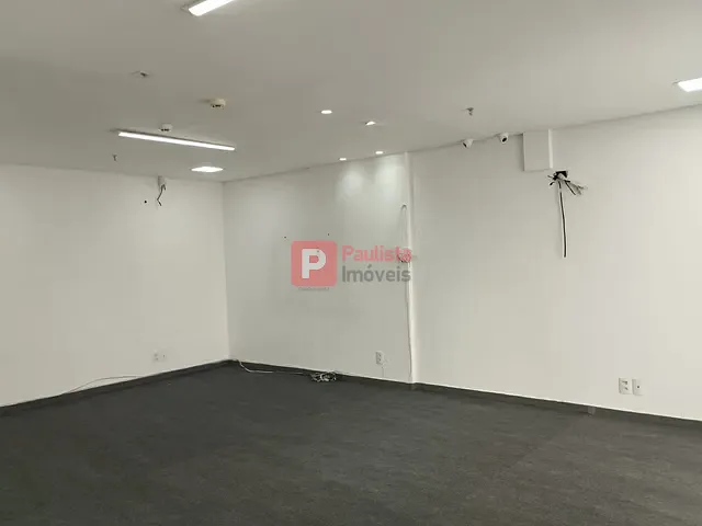 Sala à venda, no bairro Vila Almeida em São Paulo