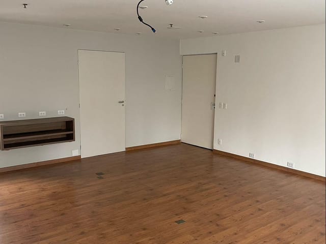 Conjunto comercial com 45m², à venda, no bairro Brooklin Paulista em São Paulo