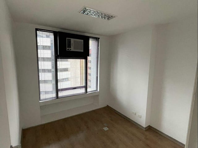 Conjunto comercial com 42m², à venda, no bairro Brooklin Paulista em São Paulo