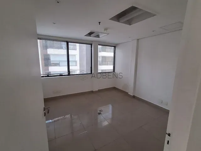 Conjunto comercial para alugar, no bairro Vila Mariana em São Paulo