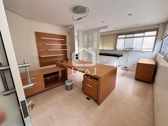 Conjunto comercial com 64m², à venda ou para alugar, no bairro Itaim Bibi em São Paulo