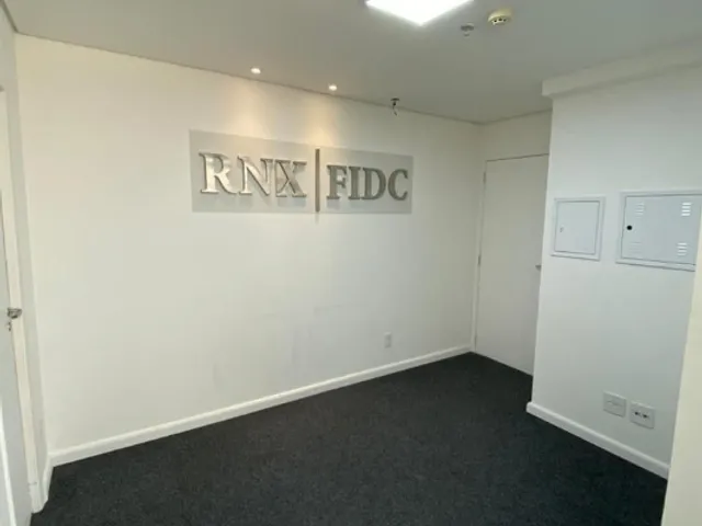 Conjunto comercial com 200m², à venda, no bairro Itaim Bibi em São Paulo