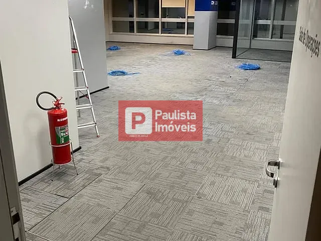 Conjunto comercial com 459m², para alugar, no bairro Itaim Bibi em São Paulo