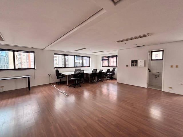 Foto do Conjunto comercial - Conjunto comercial de 99m² à venda na Vila Olímpia | Zona Sul de São Paulo | Leal Invest