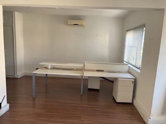 Conjunto comercial com 155m², para alugar, no bairro Jardim Paulistano em São Paulo