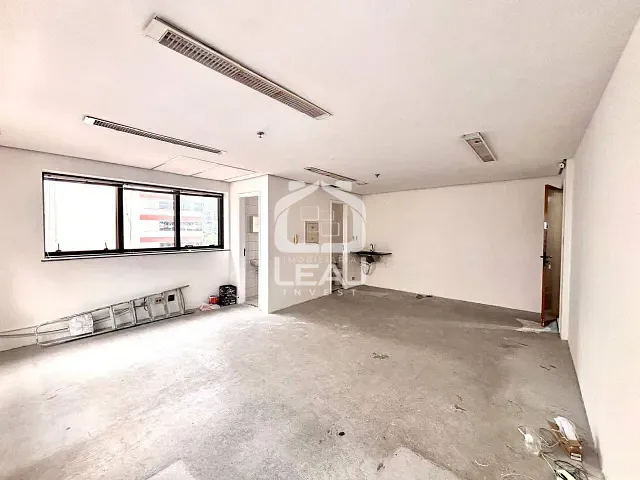 Conjunto comercial com 49m², à venda, no bairro Vila Olímpia em São Paulo