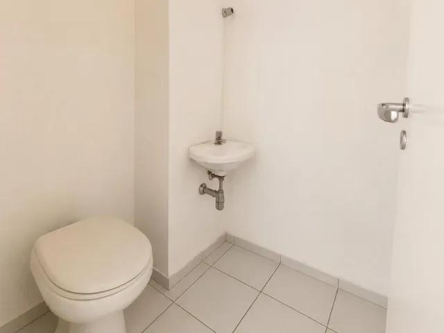 Conjunto comercial com 36m², à venda ou para alugar, no bairro Jardim Paulista em São Paulo