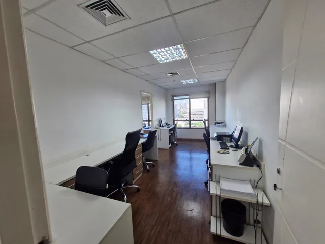 Conjunto comercial com 60m², à venda, no bairro Várzea da Barra Funda em São Paulo