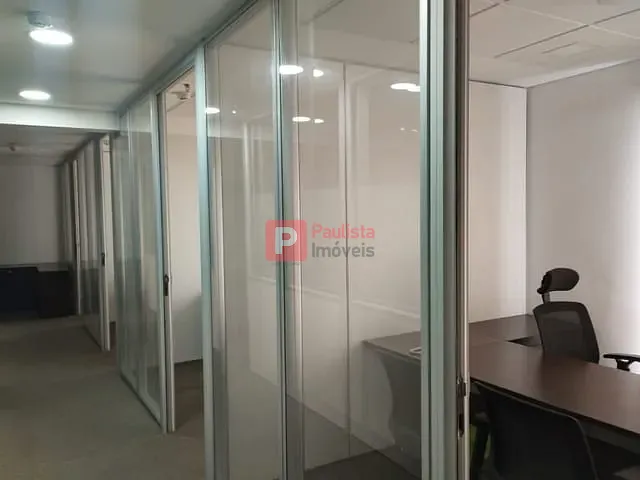 Conjunto comercial à venda, no bairro Sto Amaro em São Paulo