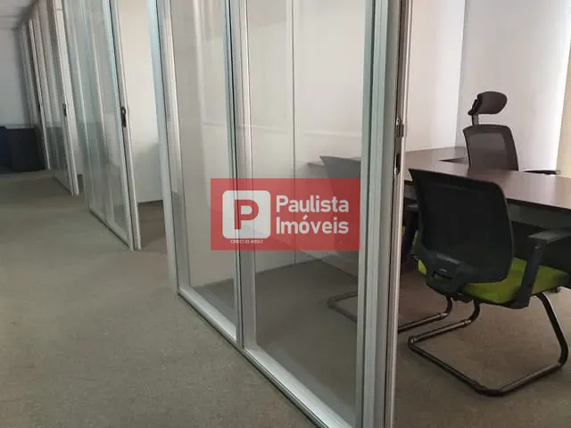 Conjunto comercial à venda ou para alugar, no bairro Sto Amaro em São Paulo