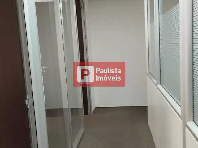 Conjunto comercial à venda ou para alugar, no bairro Sto Amaro em São Paulo