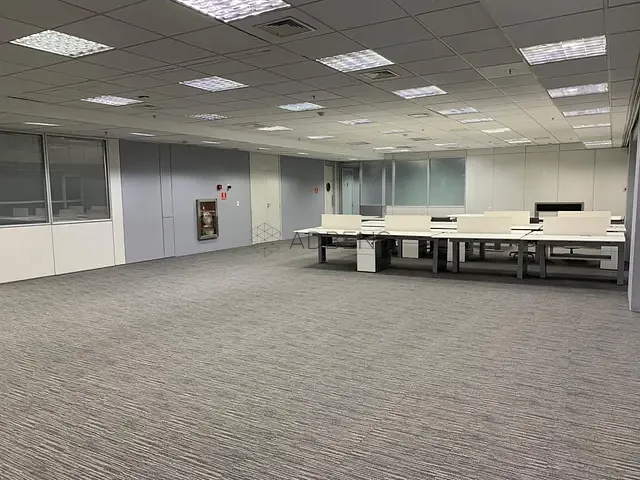 Conjunto comercial para alugar, no bairro Vila Olímpia em São Paulo
