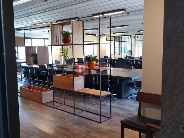 Conjunto comercial com 389m², à venda ou para alugar, no bairro Cidade Monções em São Paulo