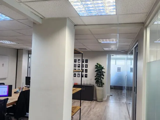Conjunto comercial com 251m², à venda, no bairro Cerqueira César em São Paulo