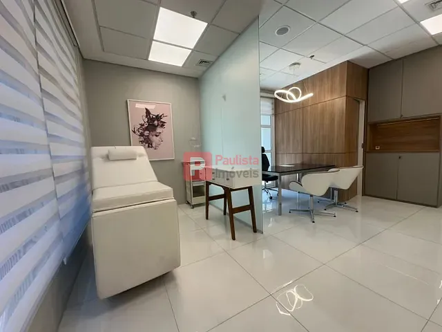 Conjunto comercial com 320m², à venda ou para alugar, no bairro Vila São Francisco (Zona Sul) em São Paulo