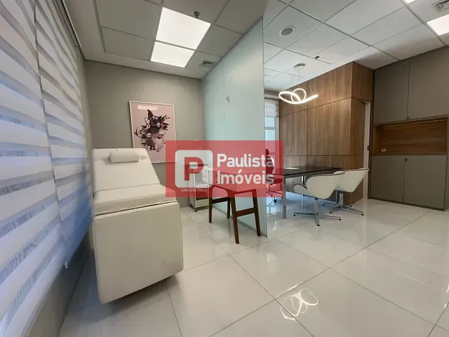 Conjunto comercial com 320m², à venda ou para alugar, no bairro Vila São Francisco (Zona Sul) em São Paulo