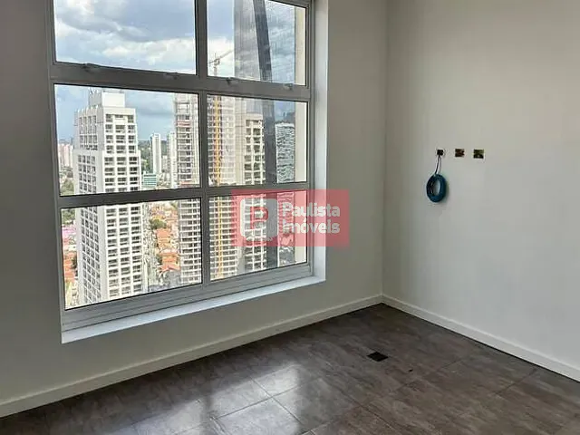 Conjunto comercial com 160m², para alugar, no bairro Vila São Francisco (Zona Sul) em São Paulo