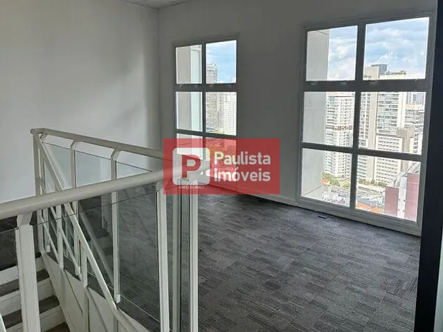 Conjunto comercial com 160m², para alugar, no bairro Vila Cordeiro em São Paulo