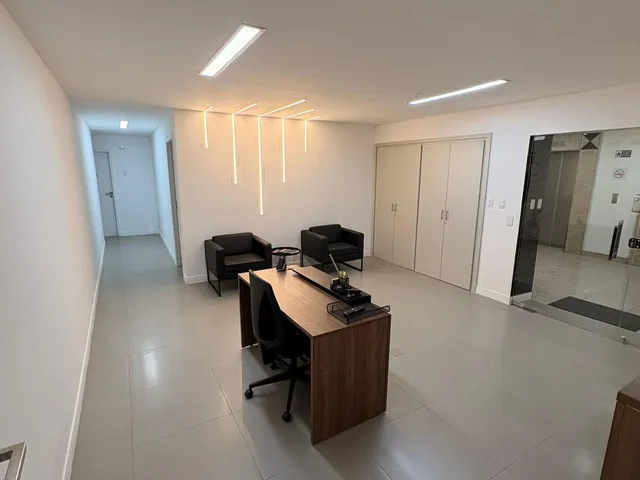 Conjunto comercial à venda, no bairro Cidade Monções em São Paulo