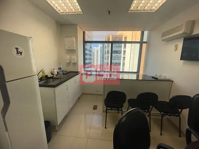 Conjunto comercial para alugar, no bairro Cidade Monções em São Paulo