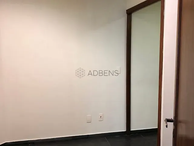 Conjunto comercial para alugar, no bairro Jardim Paulistano em São Paulo