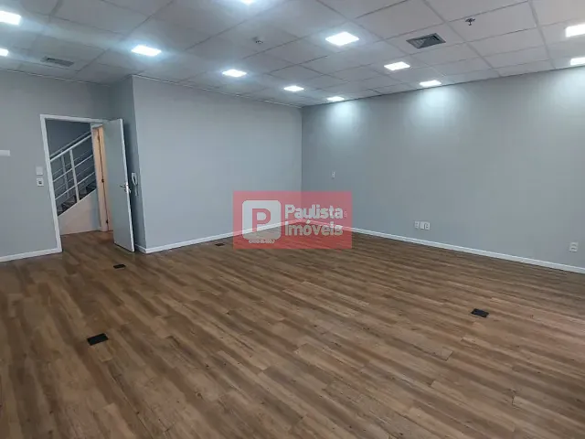 Conjunto comercial com 123m², para alugar, no bairro Chácara Santo Antônio em São Paulo