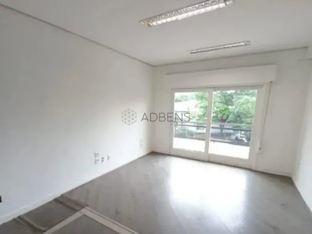 Conjunto comercial para alugar, no bairro Jardim Paulistano em São Paulo