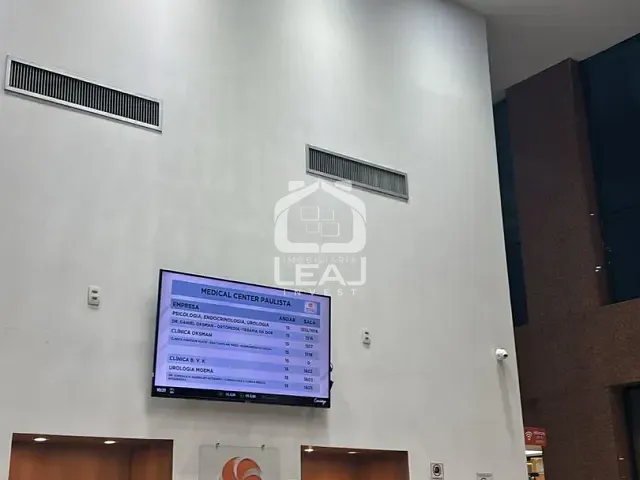 Conjunto comercial com 94m², à venda ou para alugar, no bairro Moema em São Paulo