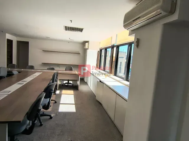 Conjunto comercial para alugar, no bairro Cidade Monções em São Paulo