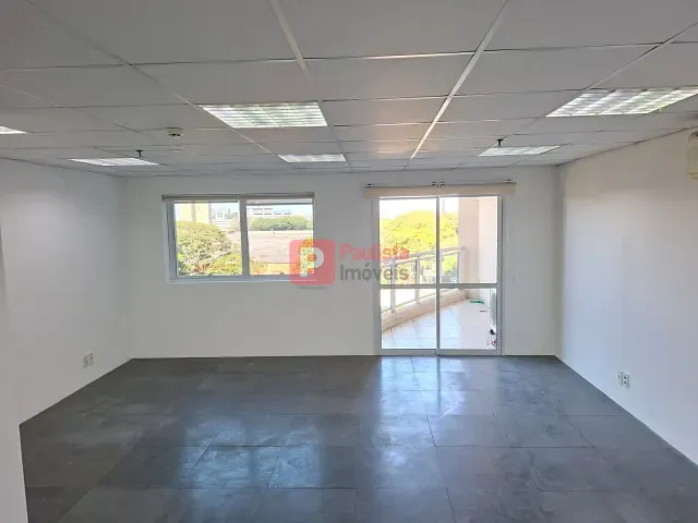 Conjunto comercial com 65m², à venda, no bairro Vila Almeida em São Paulo