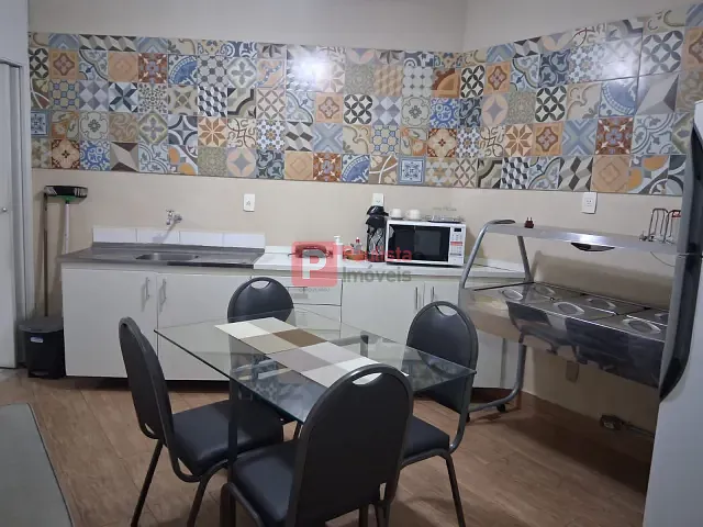 Conjunto comercial com 100m², à venda, no bairro República em São Paulo